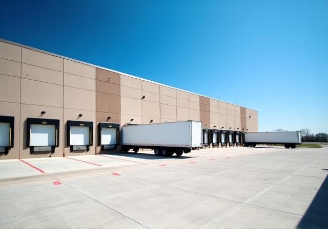 Exterior of our Fort Wayne logistics hub